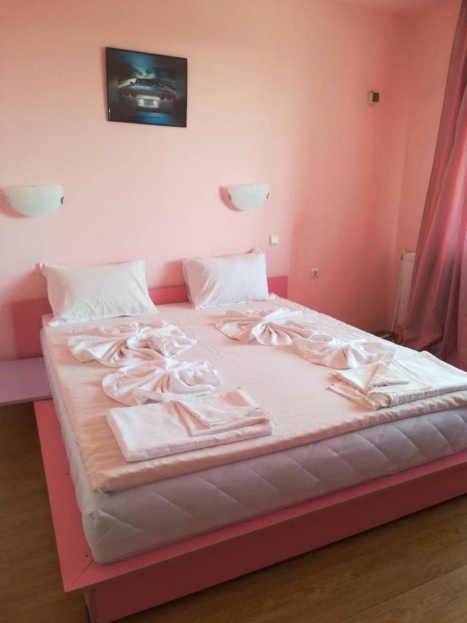 Complex Exotica Hotel Lozenets Ngoại thất bức ảnh
