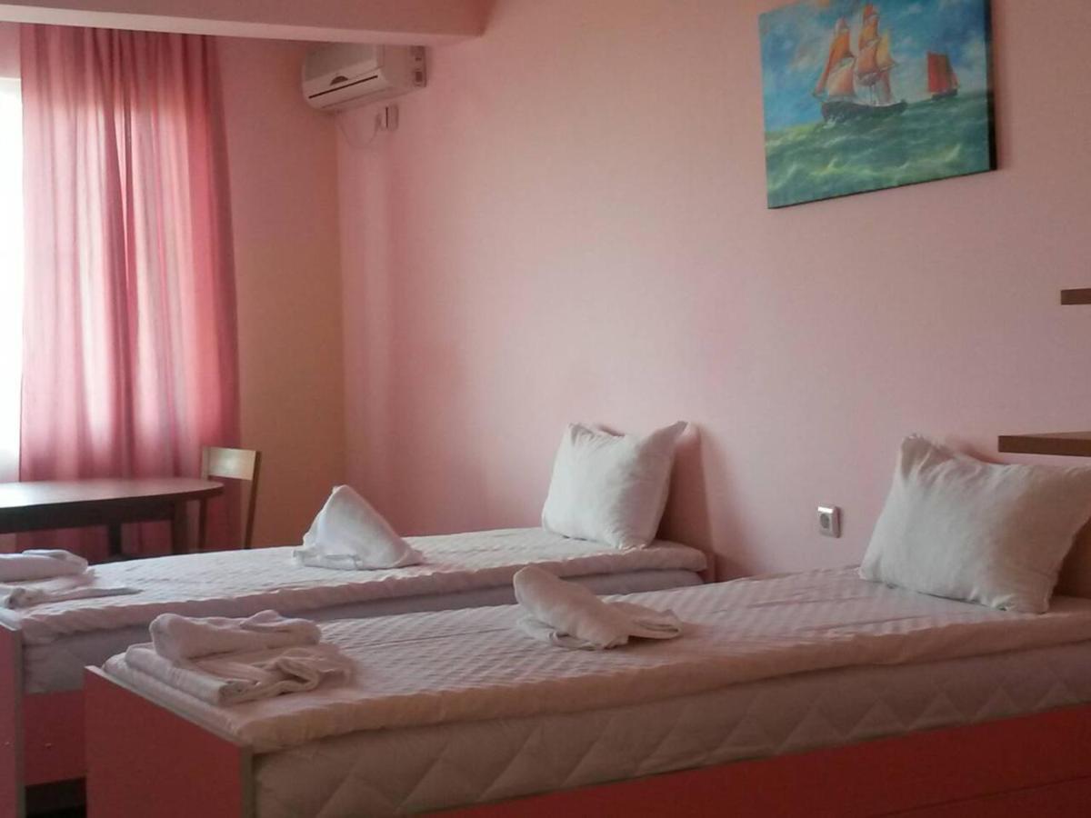 Complex Exotica Hotel Lozenets Ngoại thất bức ảnh