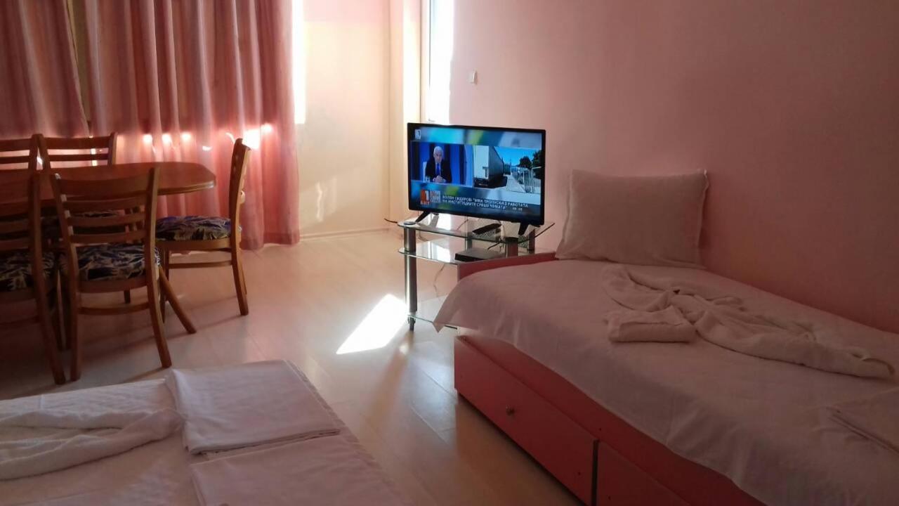 Complex Exotica Hotel Lozenets Ngoại thất bức ảnh