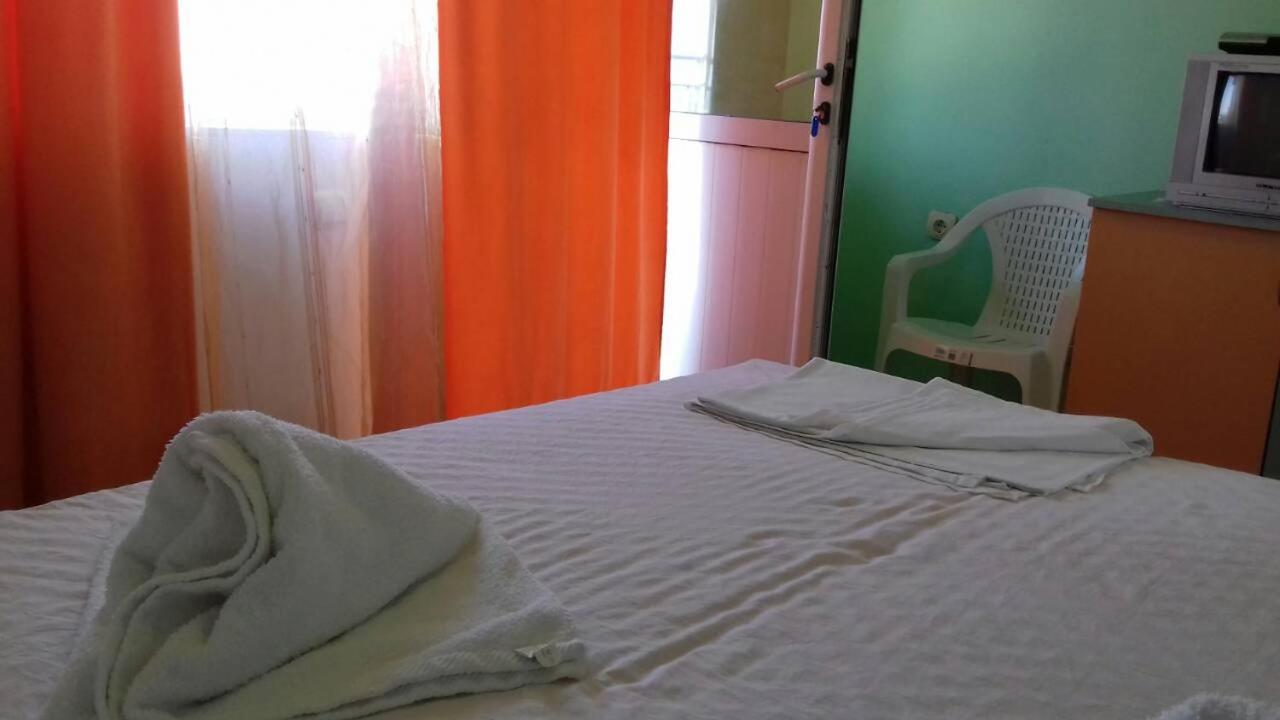 Complex Exotica Hotel Lozenets Ngoại thất bức ảnh