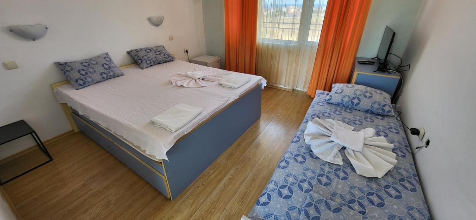 Complex Exotica Hotel Lozenets Ngoại thất bức ảnh