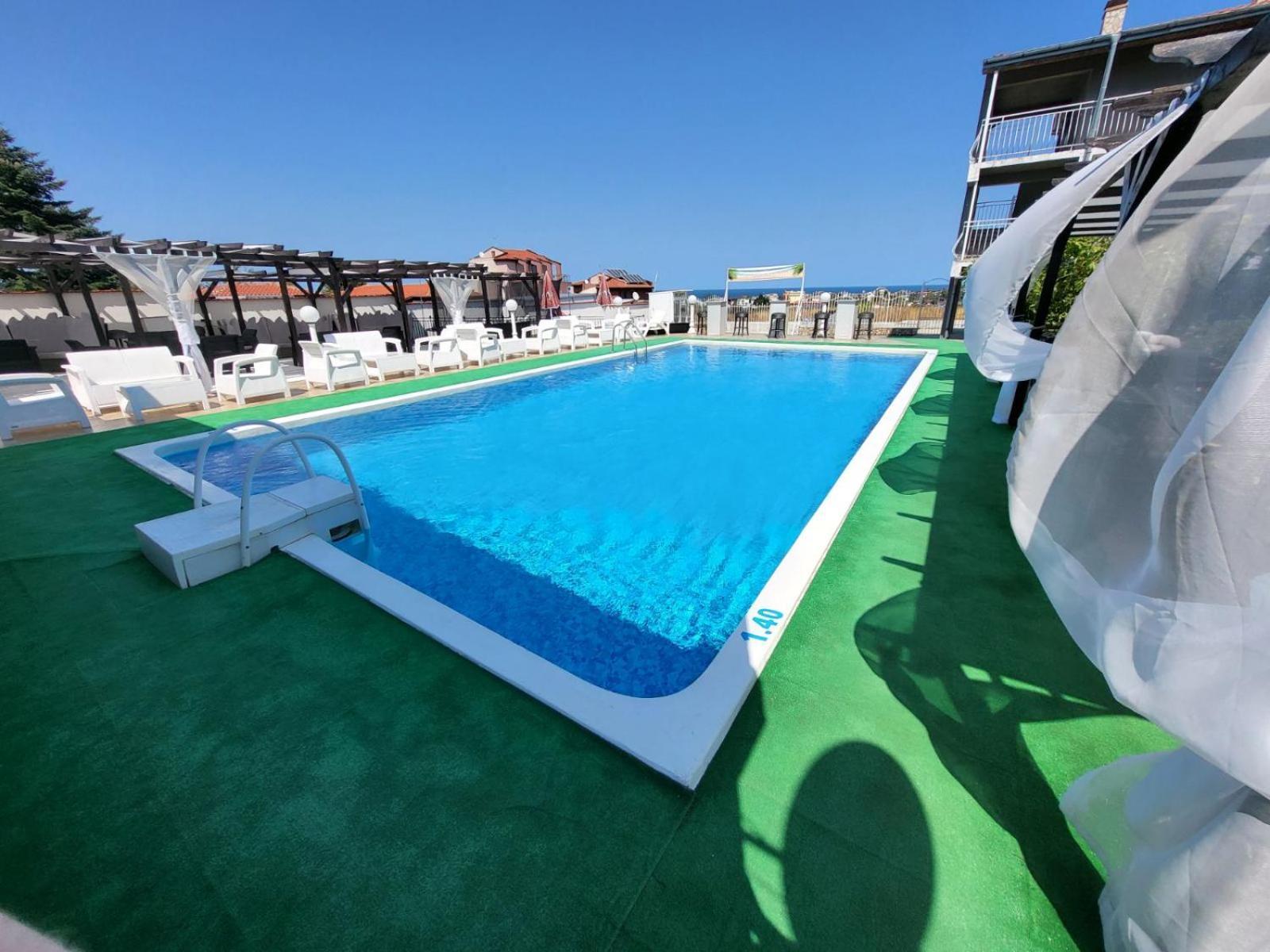 Complex Exotica Hotel Lozenets Ngoại thất bức ảnh