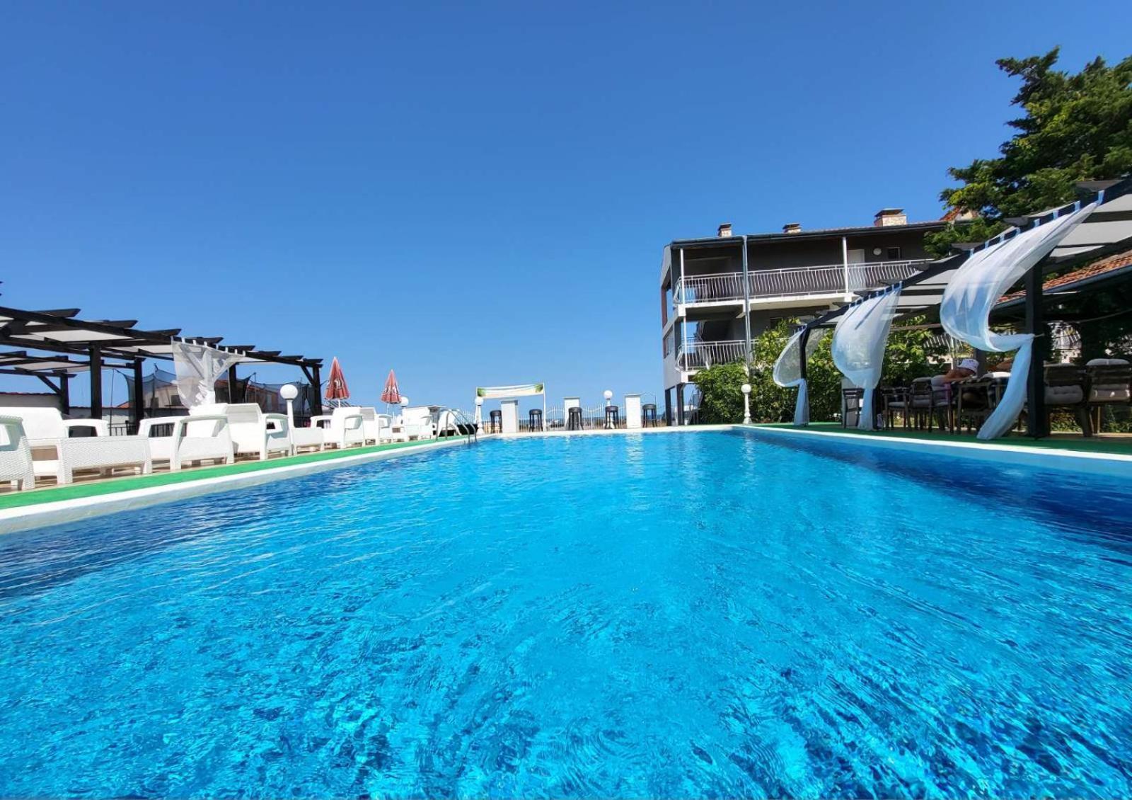 Complex Exotica Hotel Lozenets Ngoại thất bức ảnh