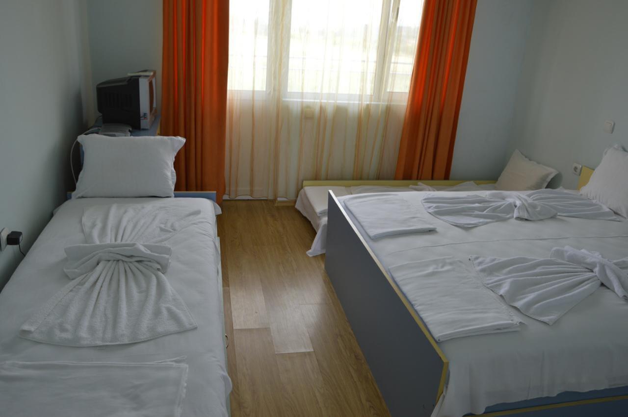 Complex Exotica Hotel Lozenets Ngoại thất bức ảnh