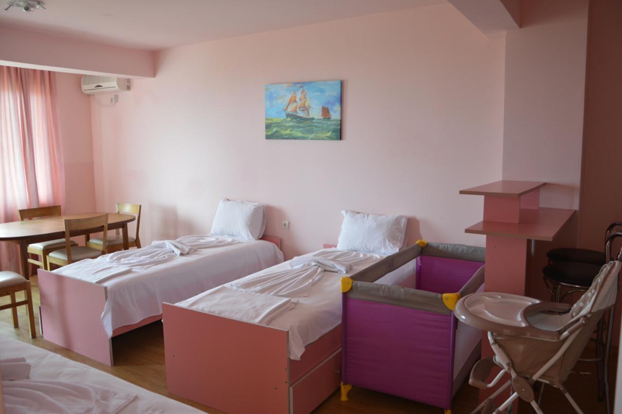 Complex Exotica Hotel Lozenets Ngoại thất bức ảnh