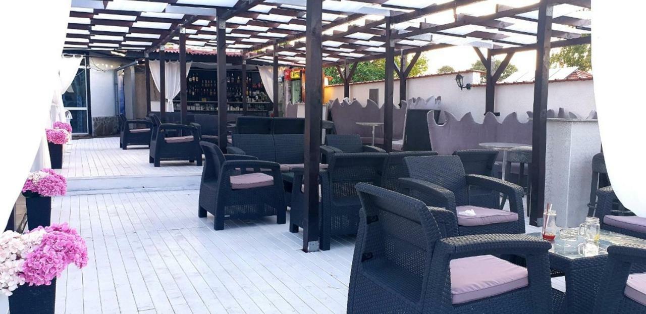 Complex Exotica Hotel Lozenets Ngoại thất bức ảnh
